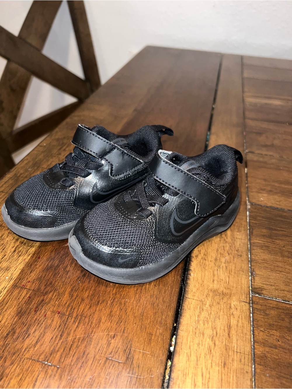 Nike cosmic runner